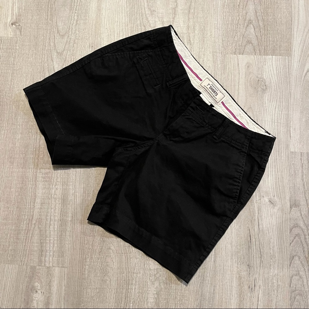 Old Navy Black 7” Shorts Size 2